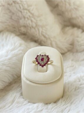 10K Gold Ruby Diamond Heart Ring Size 7.5 Vintage Halo Romantic Fine Jewelry